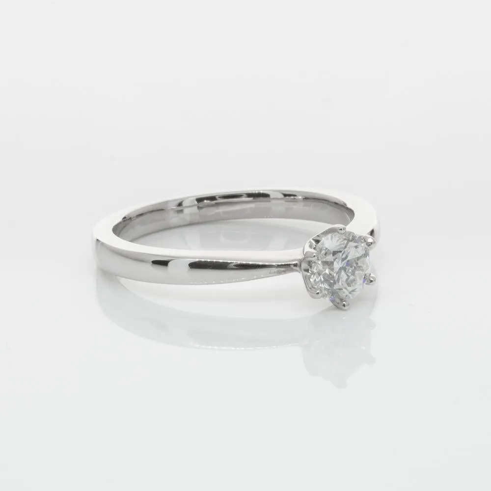 18ct White Gold .40ct Diamond Nova Ring