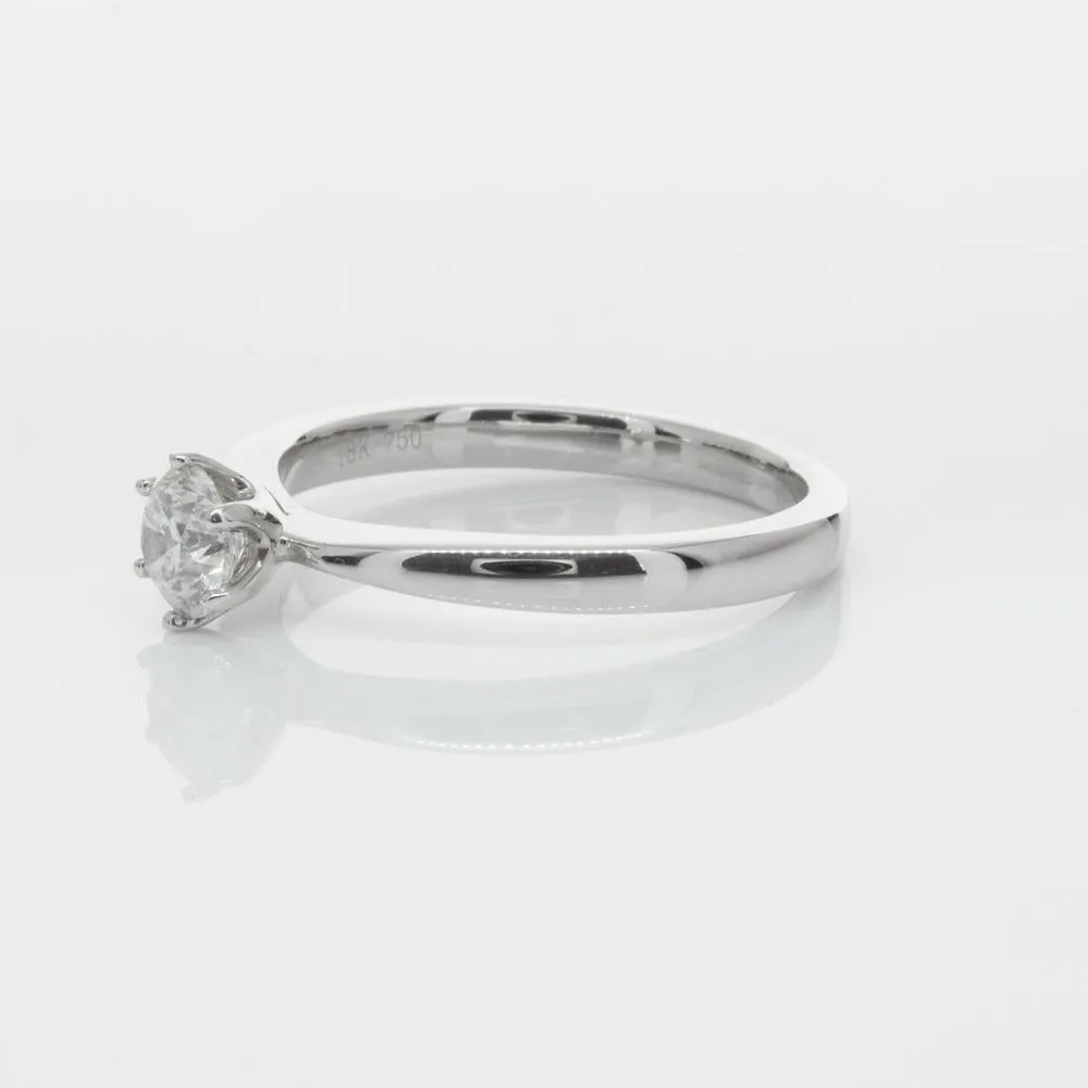 18ct White Gold .40ct Diamond Nova Ring