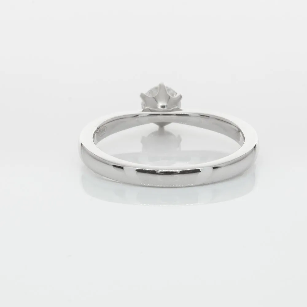 18ct White Gold .40ct Diamond Nova Ring