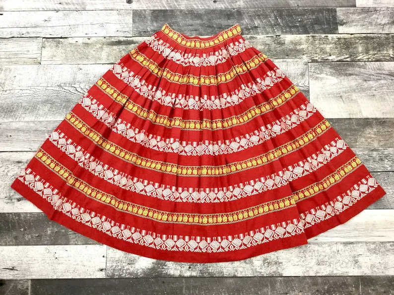 1950s Novelty Red and Yellow Patio Skirt, XS