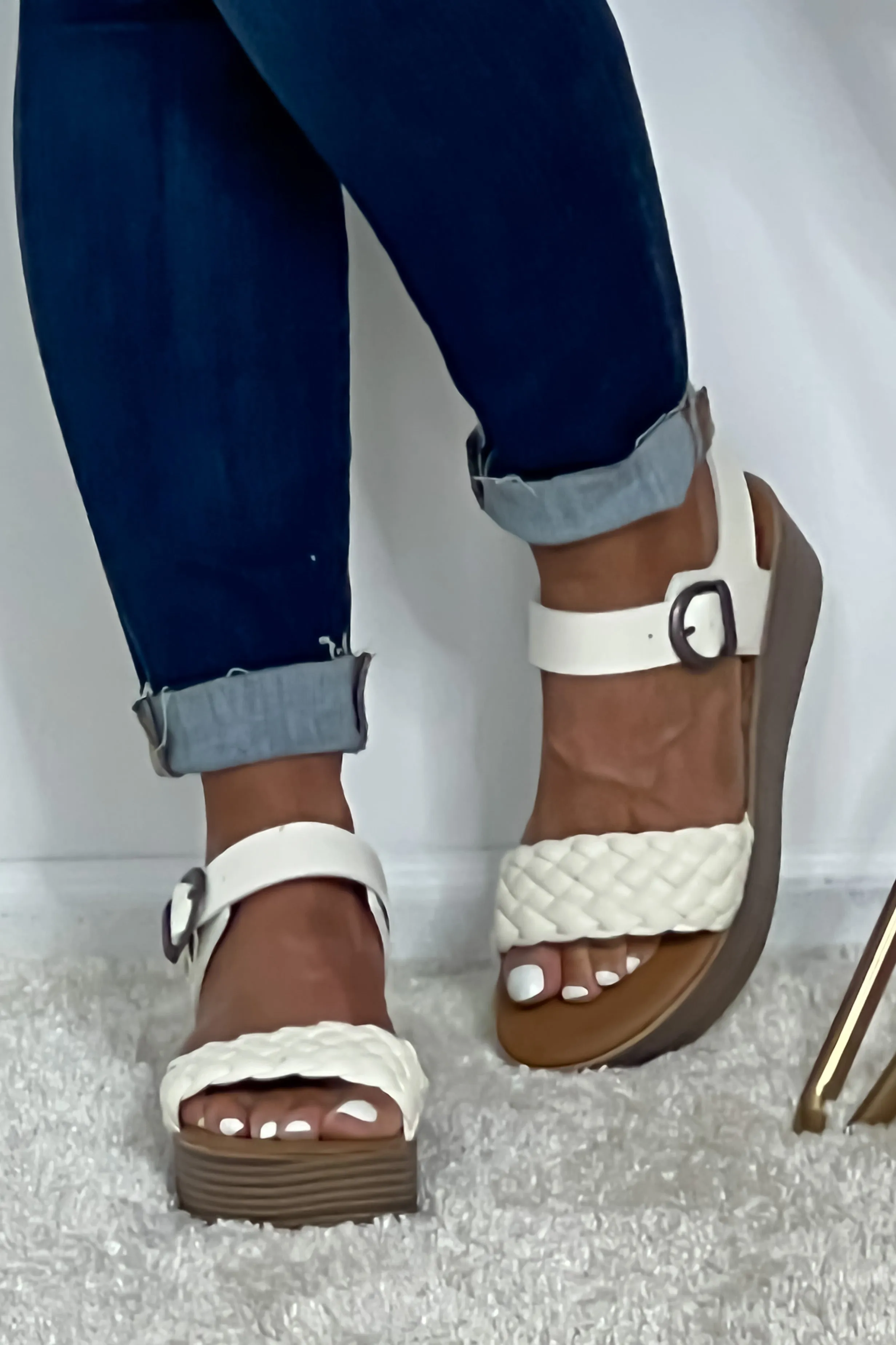 Blowfish Layni Platform Sandal : Cloud/Coconut