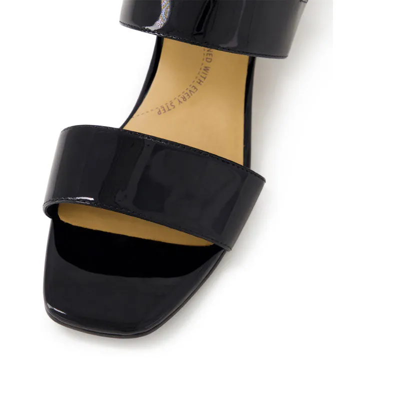 CAITLAN W - BLACK PATENT LEATHER